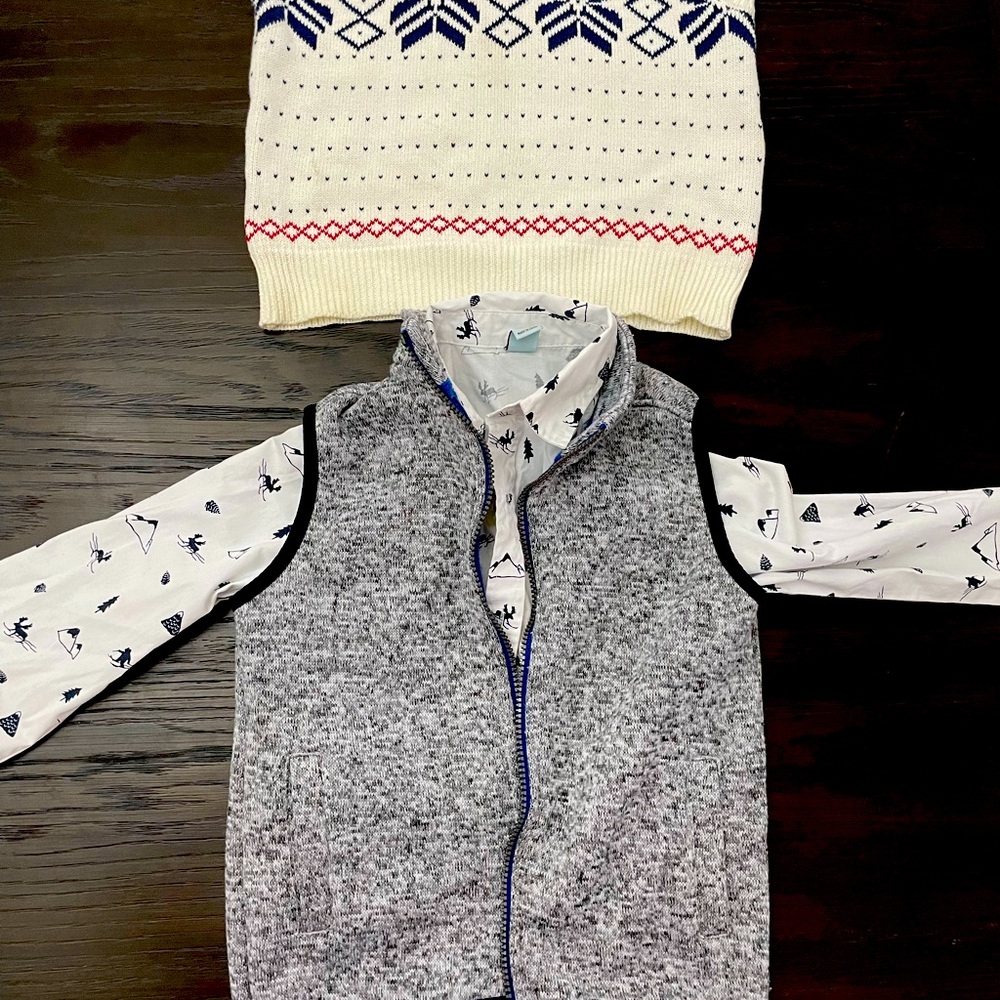 Selling a lot of 2 vests & 2 button down shirts